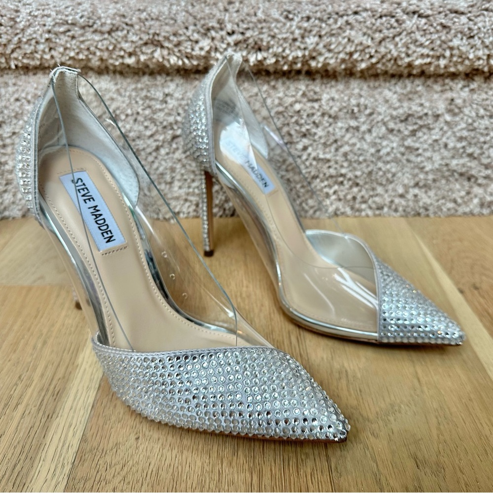 Steve Madden Lili size 7M.